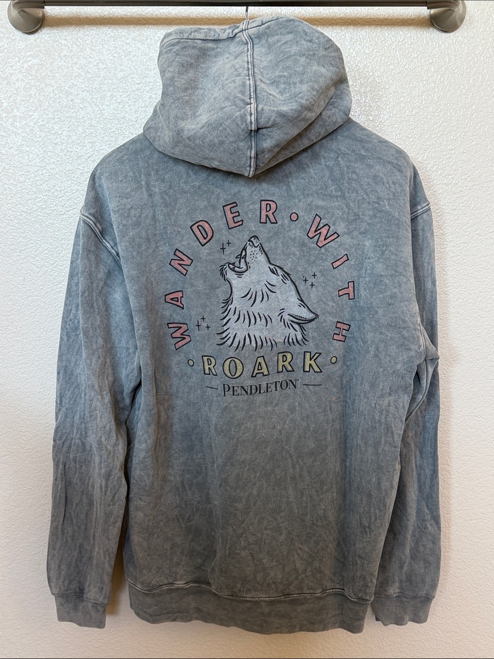 Roark Gray Vintage-Wash Pullover Hoodie with Wolf Logo - Picture 3 of 4